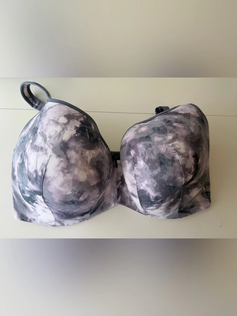 Cacique Lightly Lined Blaconette Bra Size 40H